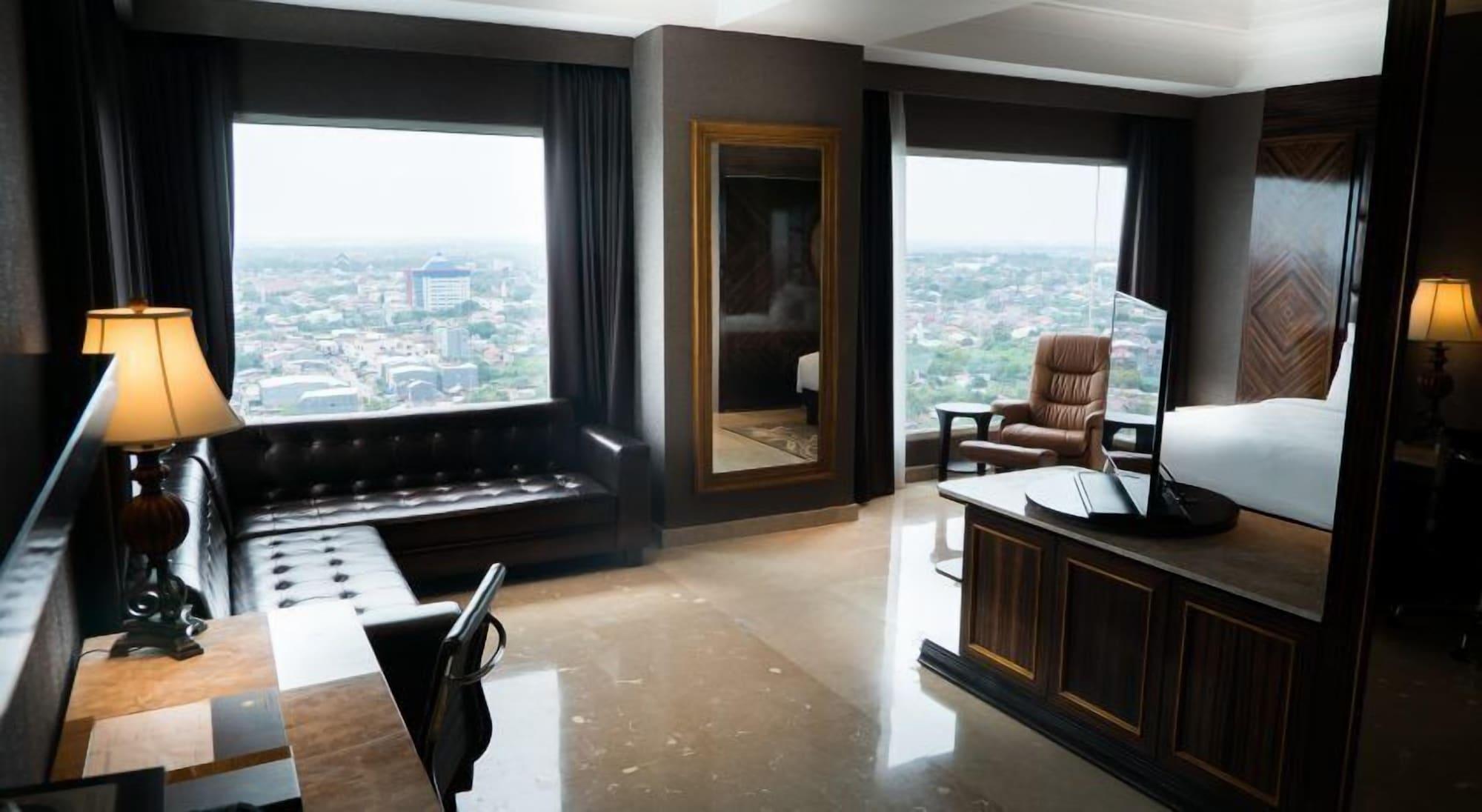 Myko Hotel & Convention Center Makassar Dış mekan fotoğraf