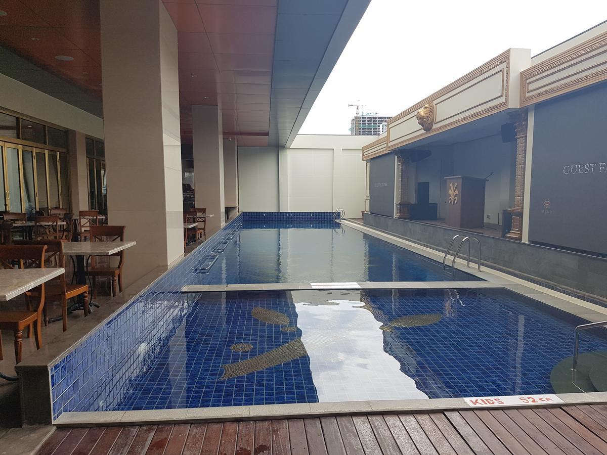Myko Hotel & Convention Center Makassar Dış mekan fotoğraf