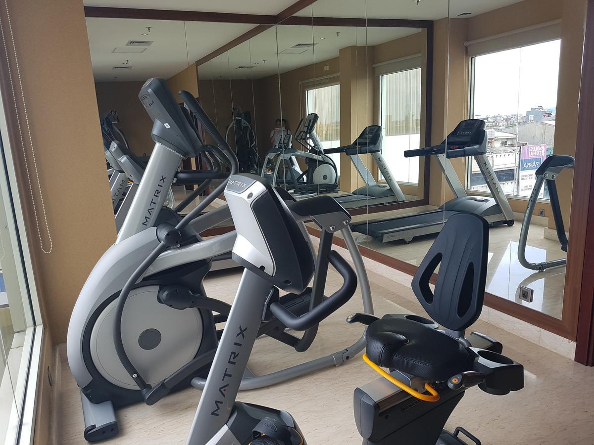 Myko Hotel & Convention Center Makassar Dış mekan fotoğraf