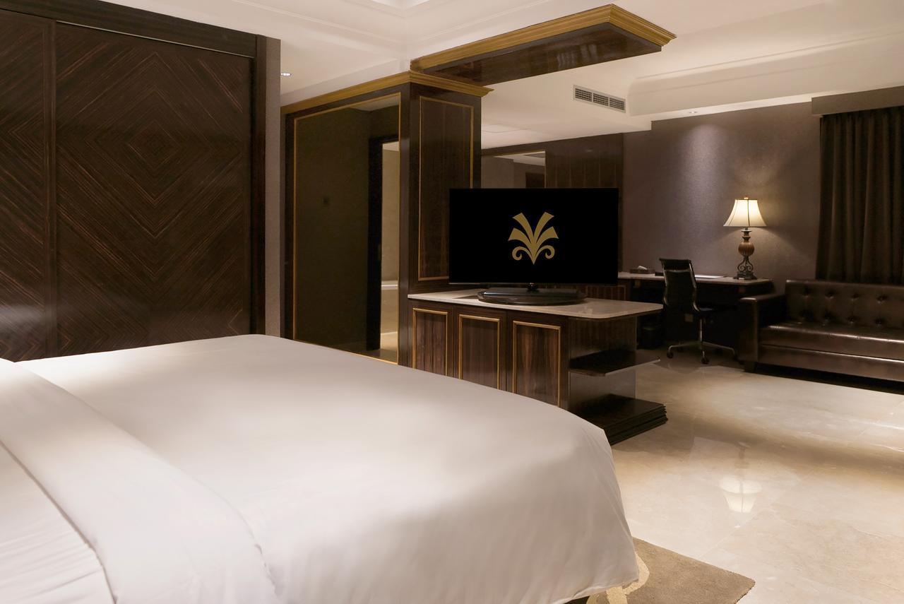 Myko Hotel & Convention Center Makassar Dış mekan fotoğraf